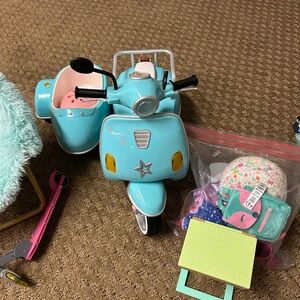 American girl doll scooter and accessories. Like new.